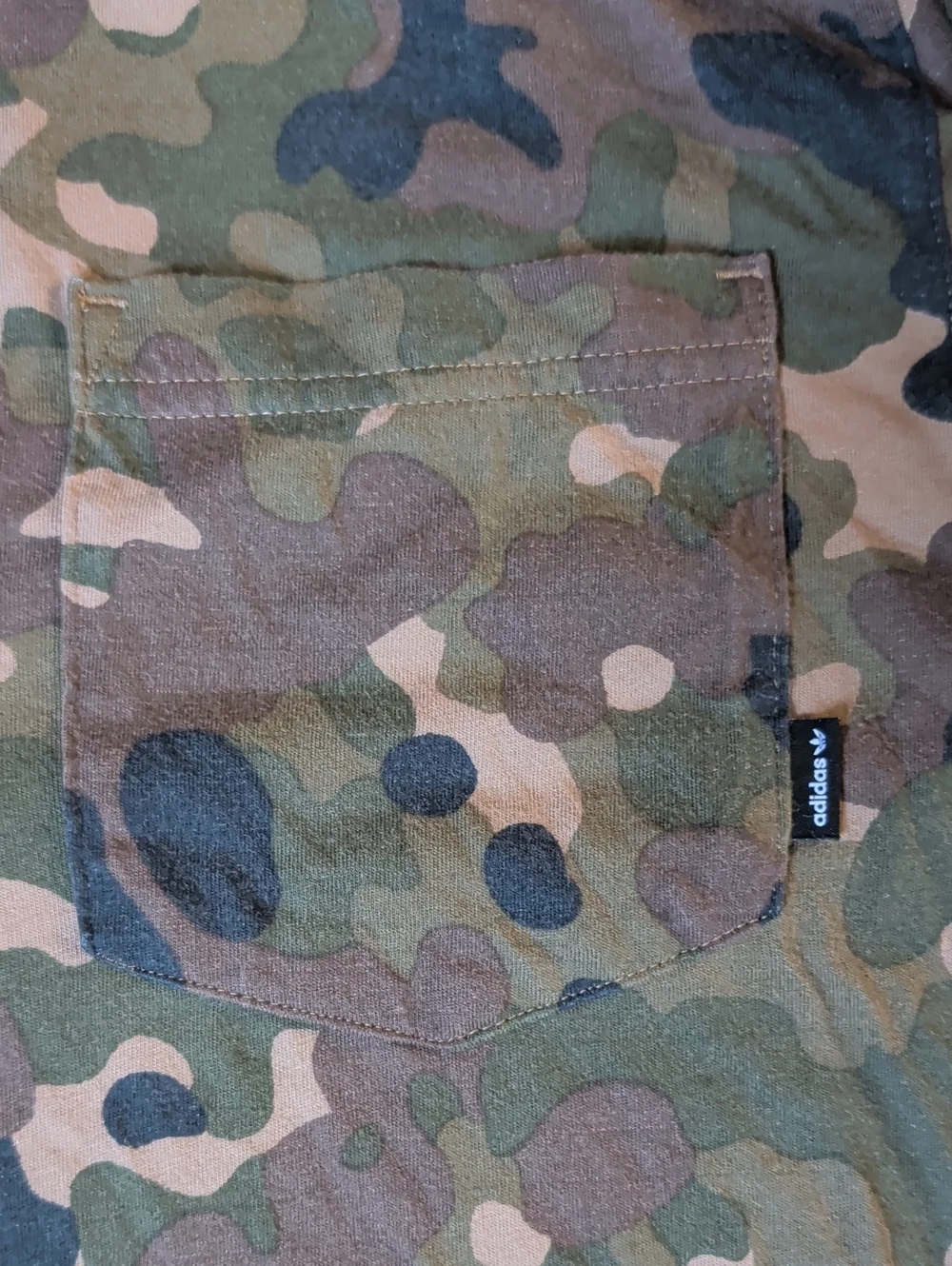 adidas Men's Camouflage Button-Up Shirt - Green/Brown/Black CE4691 Medium Size